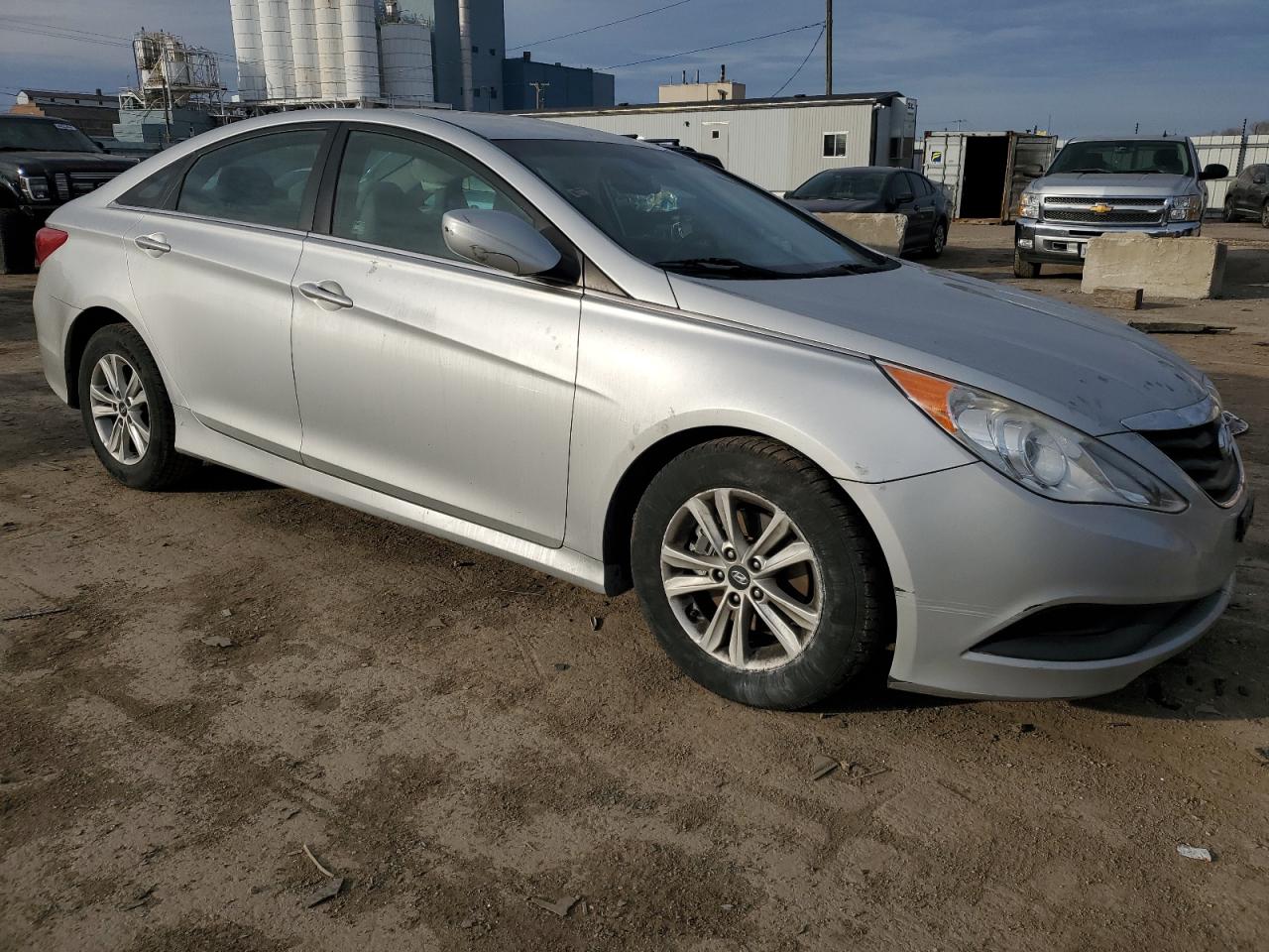 2014 Hyundai Sonata - Image 4