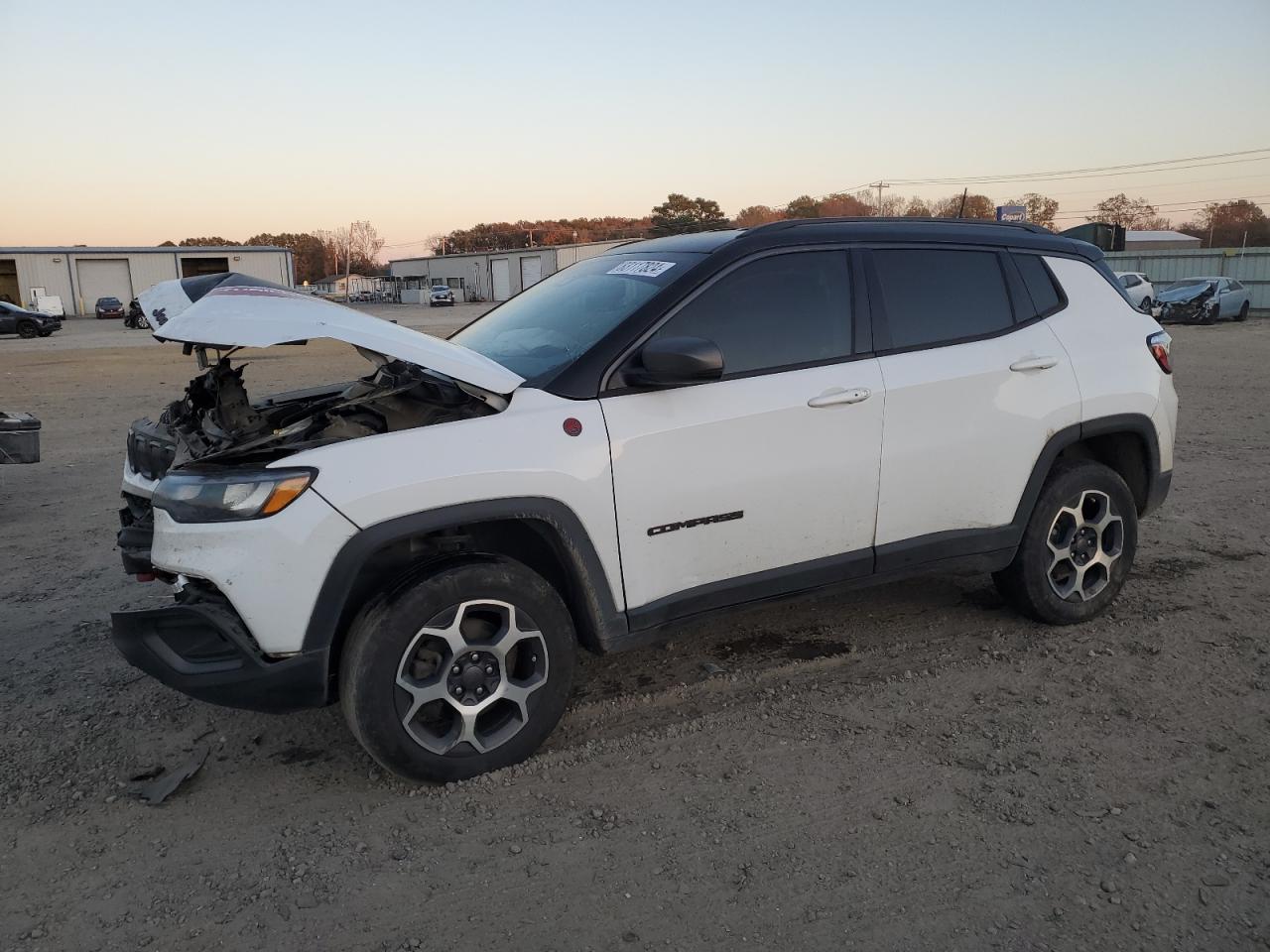 VIN 3C4NJDDB8NT115137 2022 JEEP COMPASS no.1