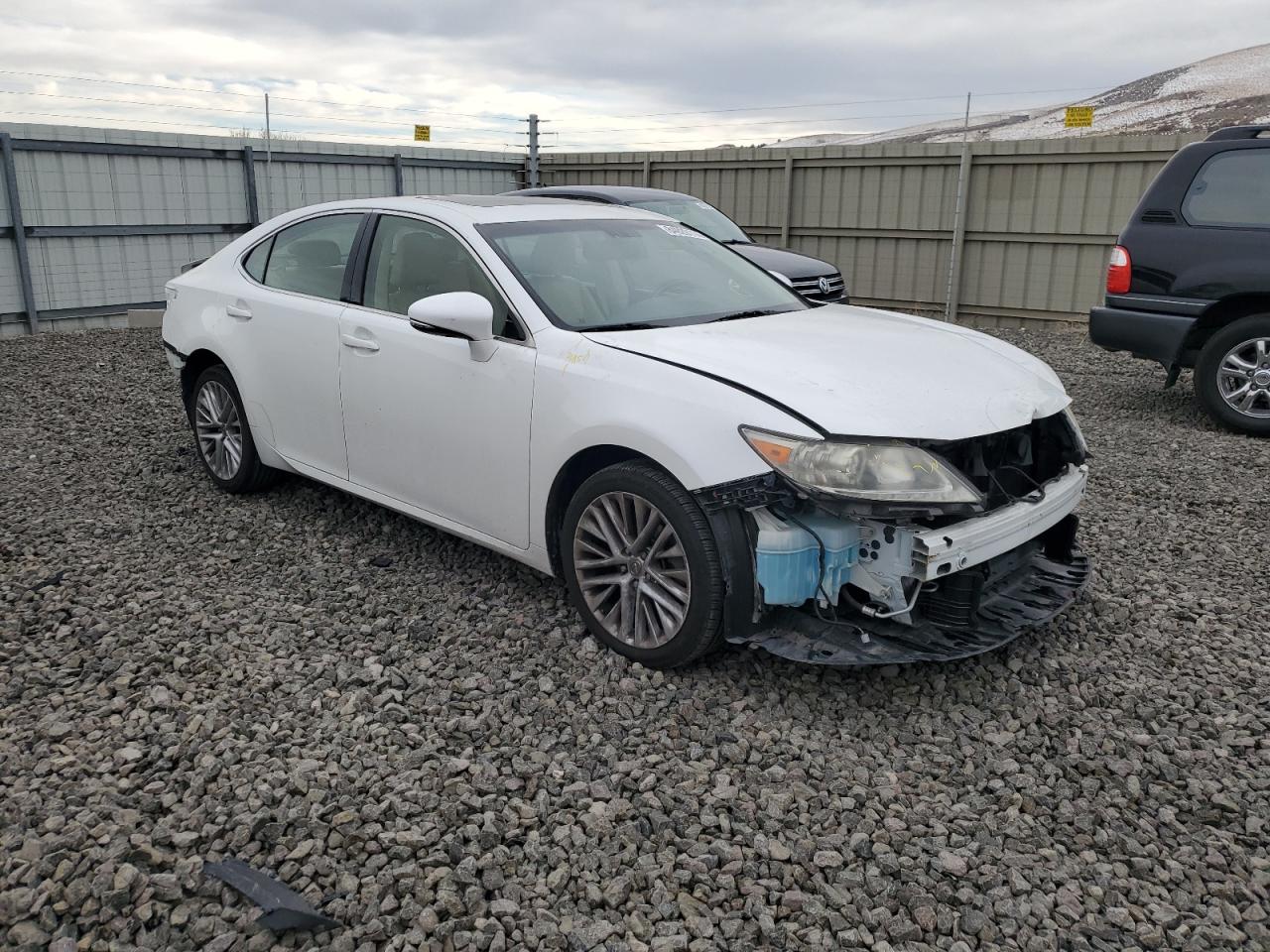 2013 Lexus ES - Image 4