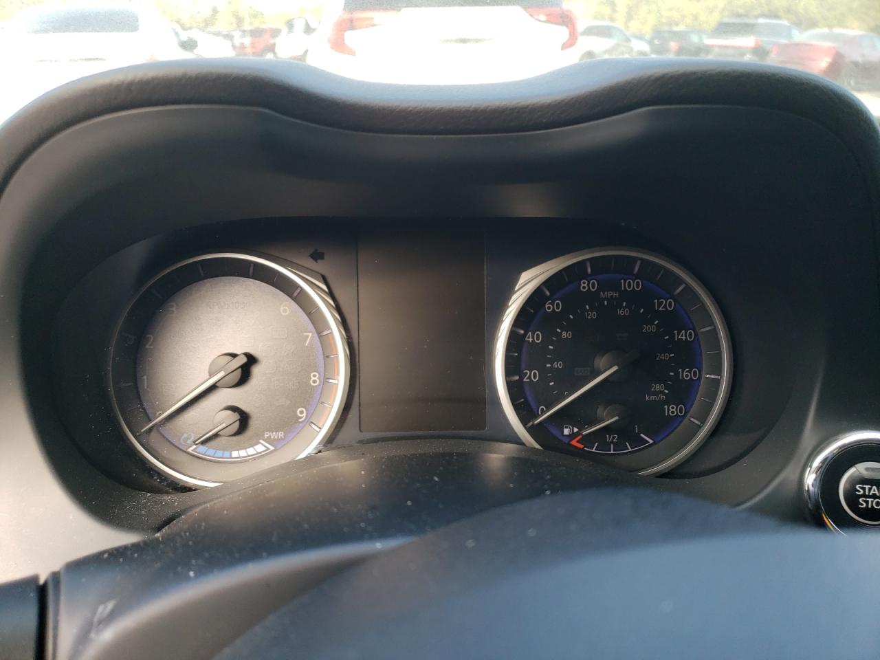 2016 Infiniti Q50 - Image 9