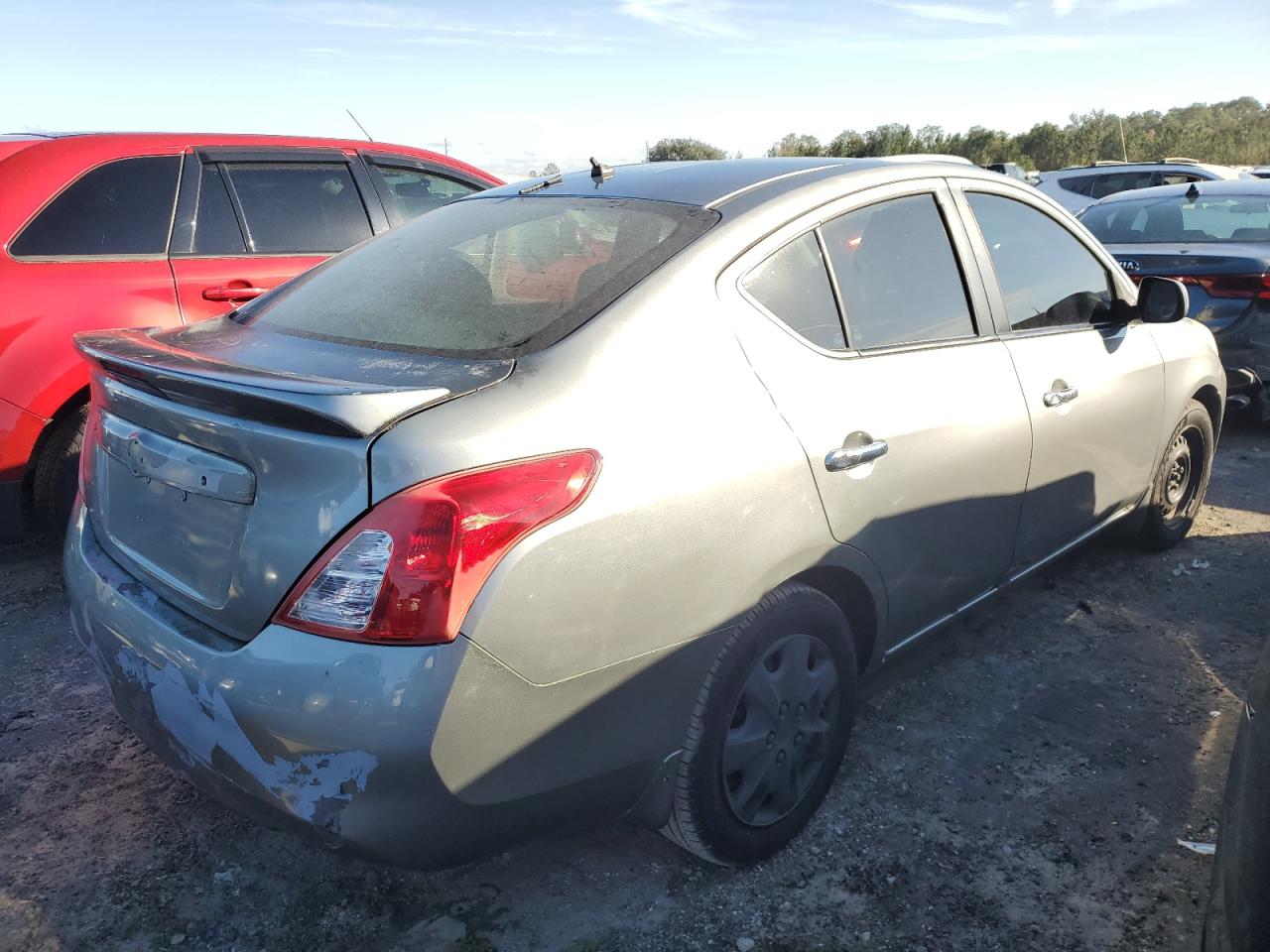 2013 Nissan Versa - Image 3