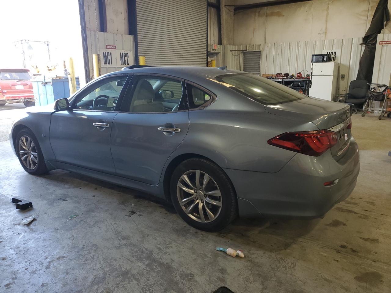 VIN JN1BY1AP2GM220183 2016 INFINITI Q70 no.2