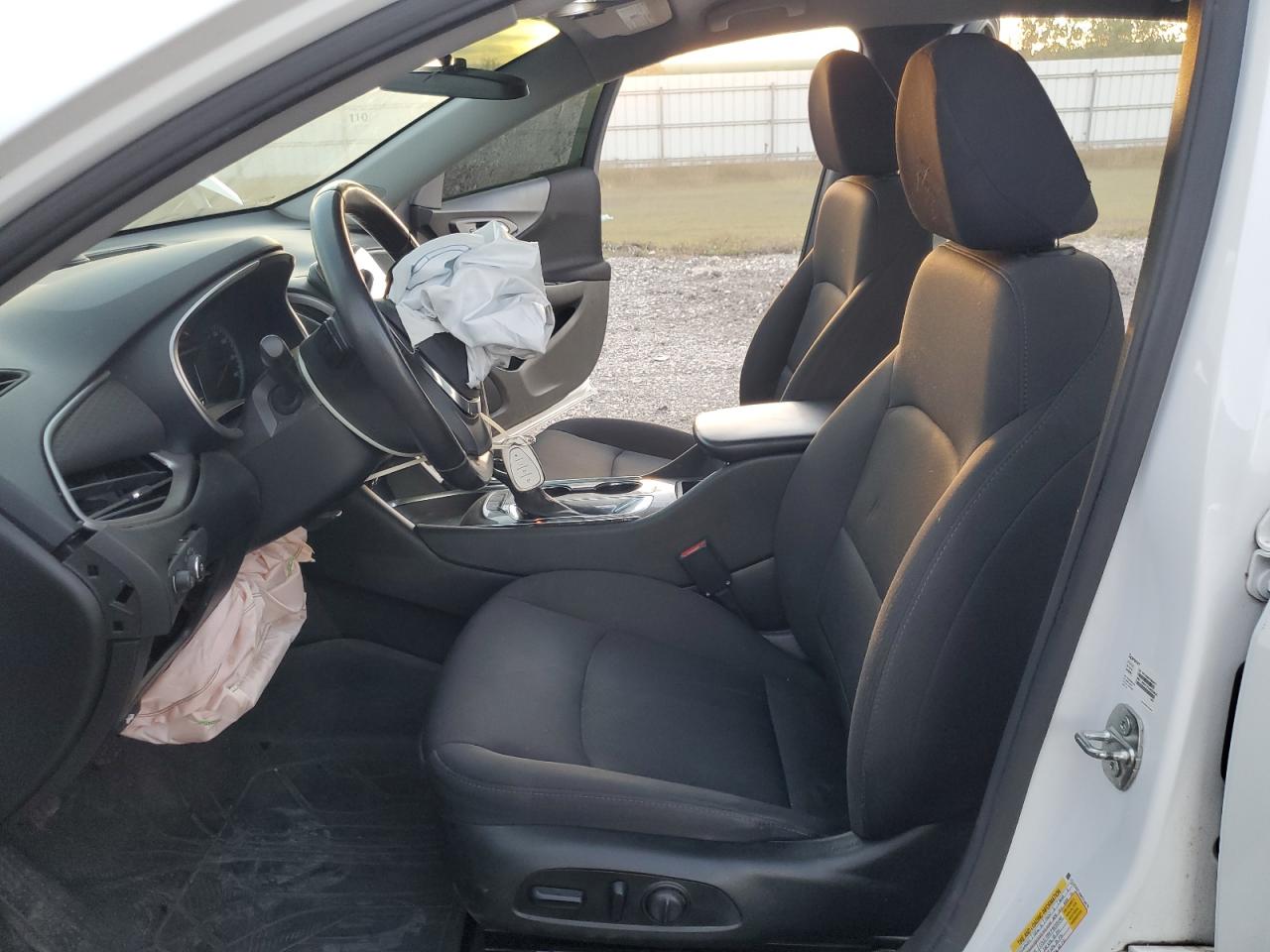 2021 Chevrolet Malibu - Image 7