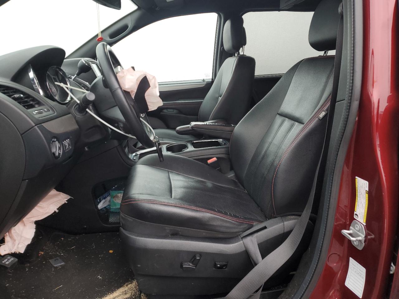 2019 Dodge Caravan - Image 7