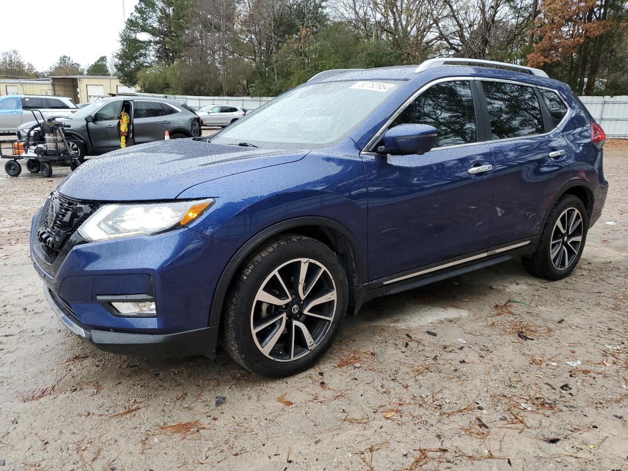 2019 Nissan Rogue - Image 1