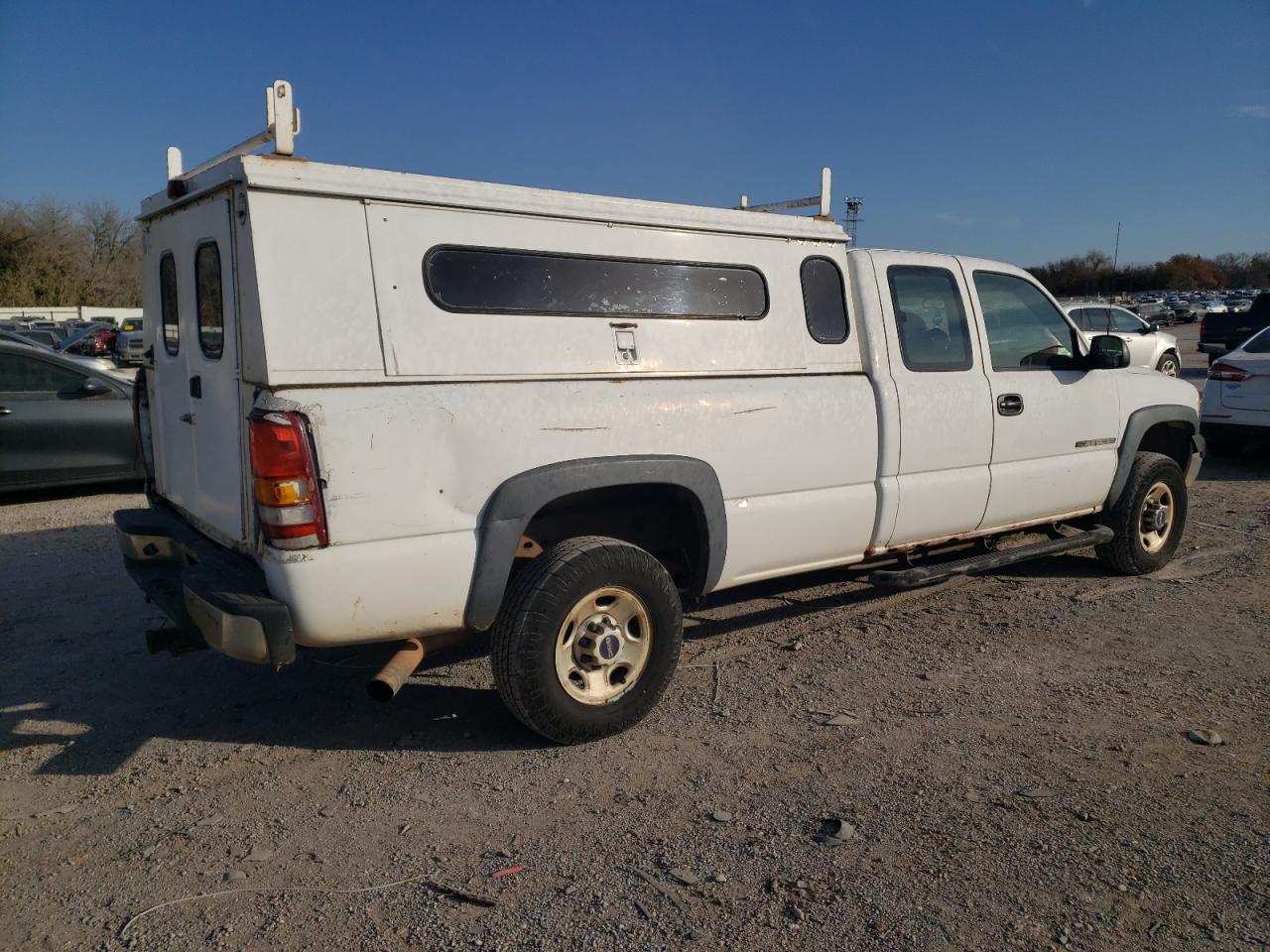2002 GMC Sierra - Image 3