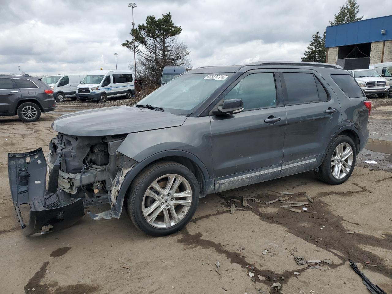 2017 Ford Explorer - Image 1