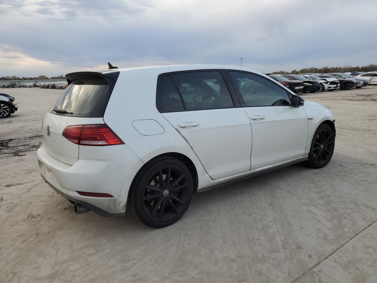 2021 Volkswagen GTI - Image 3