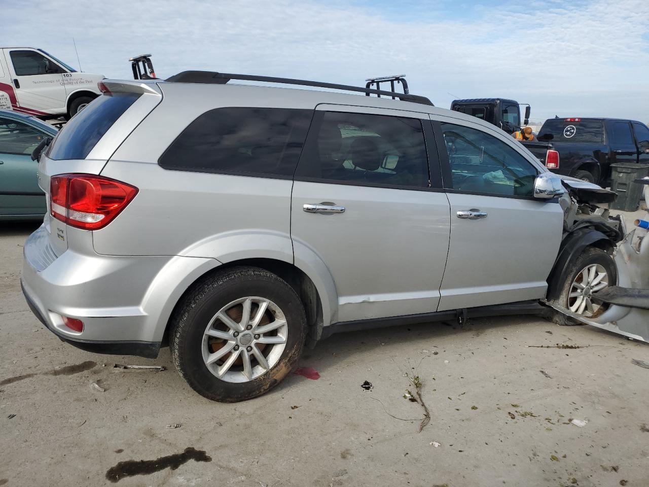 VIN 3C4PDCBG9DT614133 2013 DODGE JOURNEY no.3