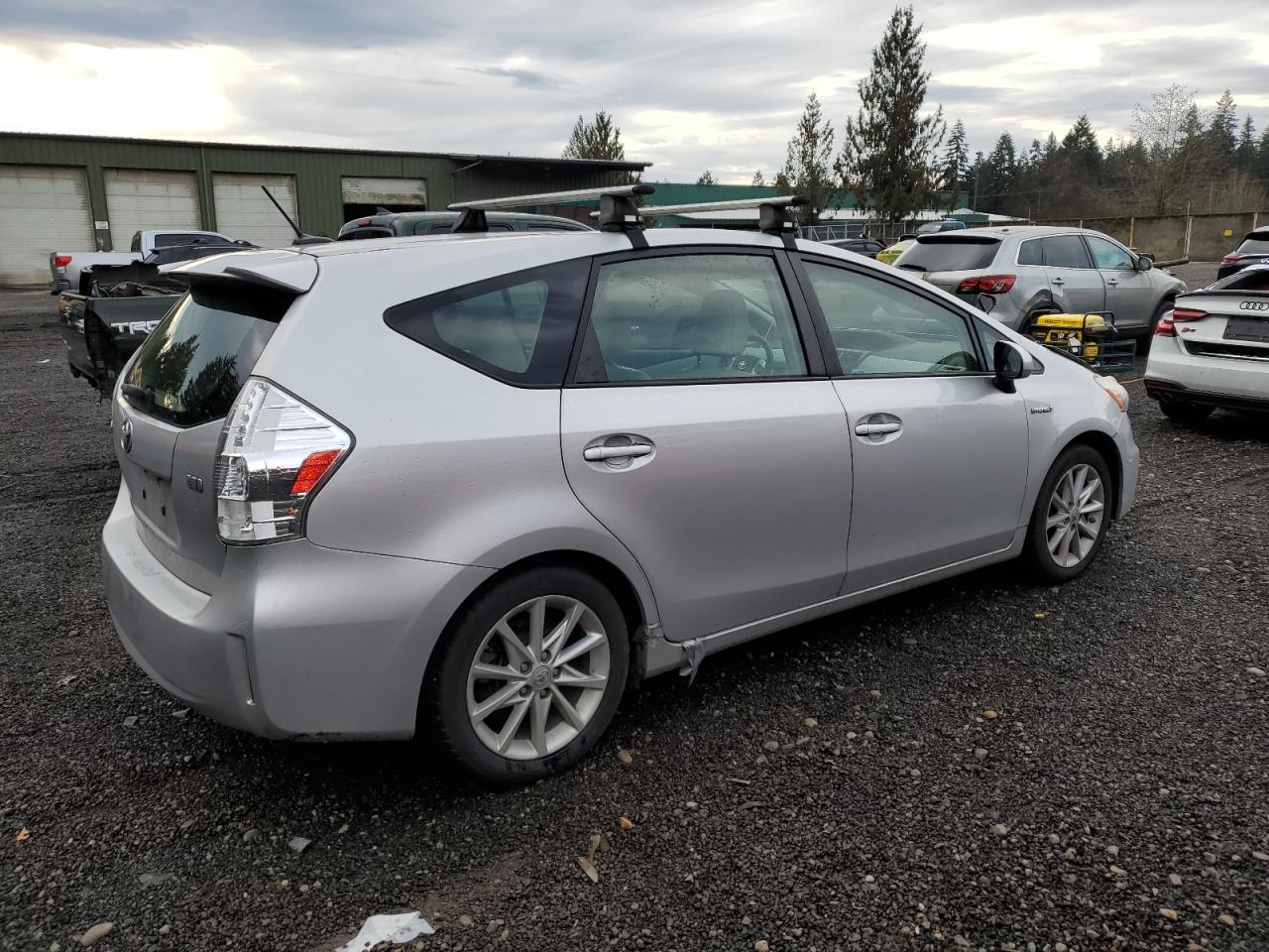 VIN JTDZN3EU4D3195675 2013 TOYOTA PRIUS no.3