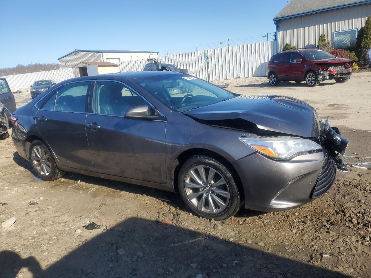 VIN 4T1BF1FK4GU585279 2016 TOYOTA CAMRY no.4