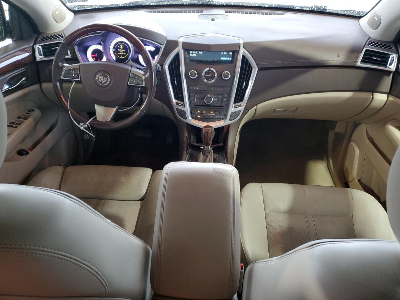 2010 Cadillac SRX - Image 8