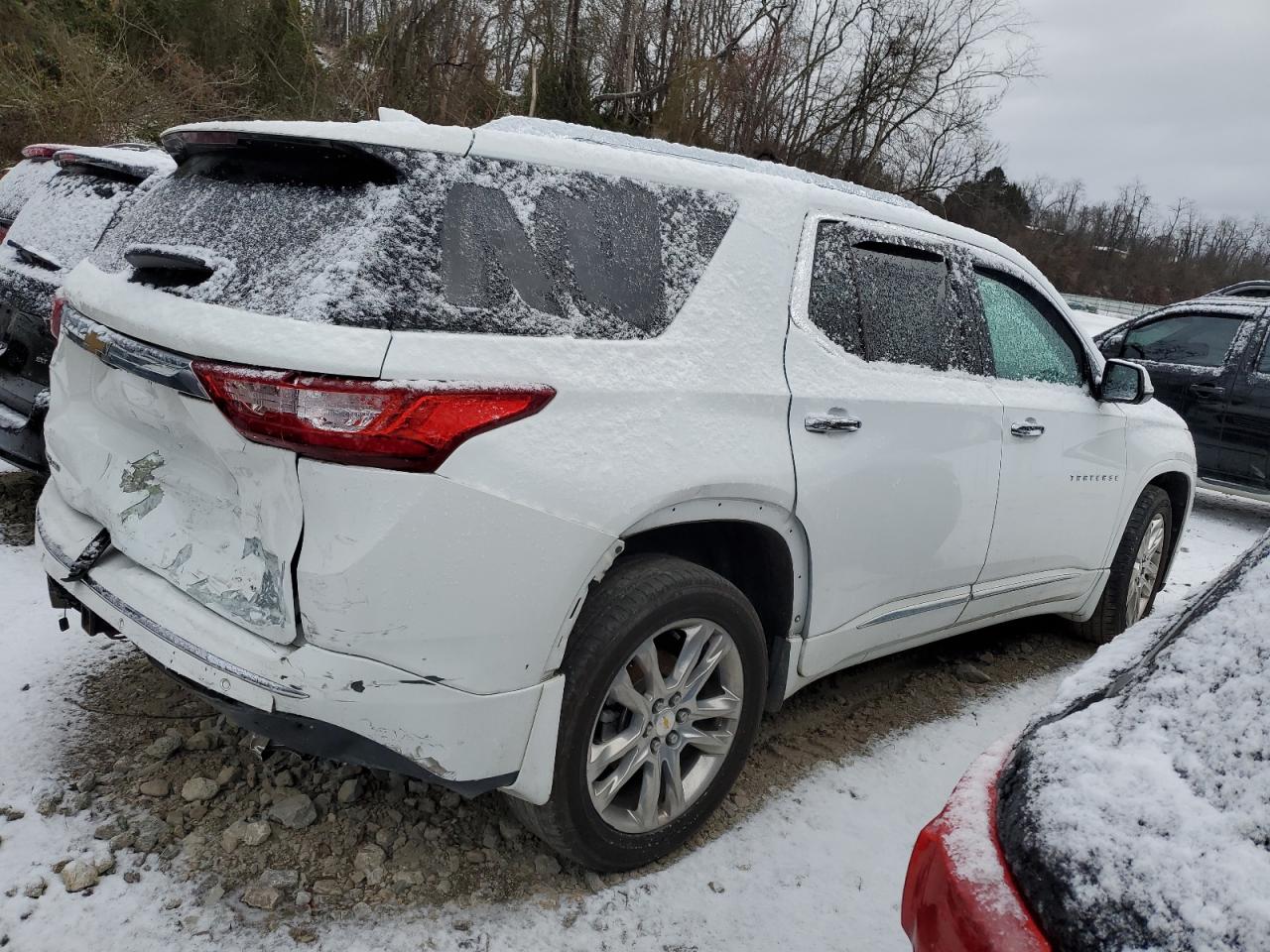 2020 Chevrolet Traverse - Image 3