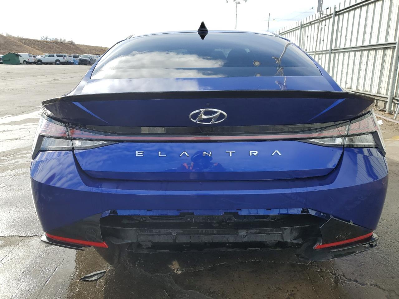2022 Hyundai Elantra - Image 6