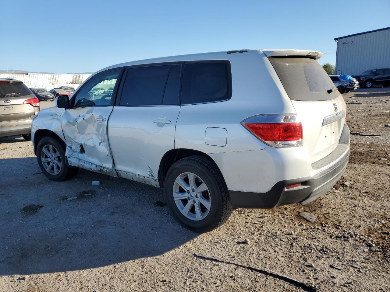 VIN 5TDZA3EH8DS042844 2013 TOYOTA HIGHLANDER no.2