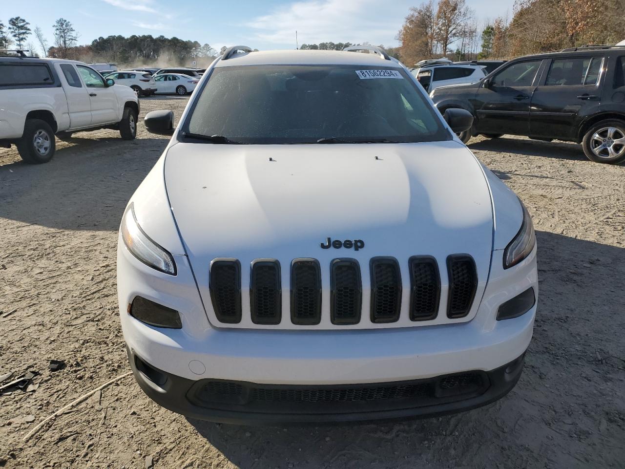 2017 Jeep Grand Cherokee - Image 5