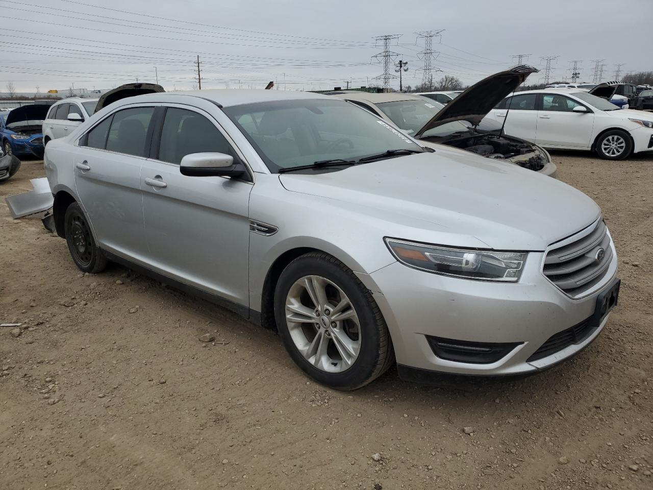 VIN 1FAHP2E9XGG144955 2016 FORD TAURUS no.4