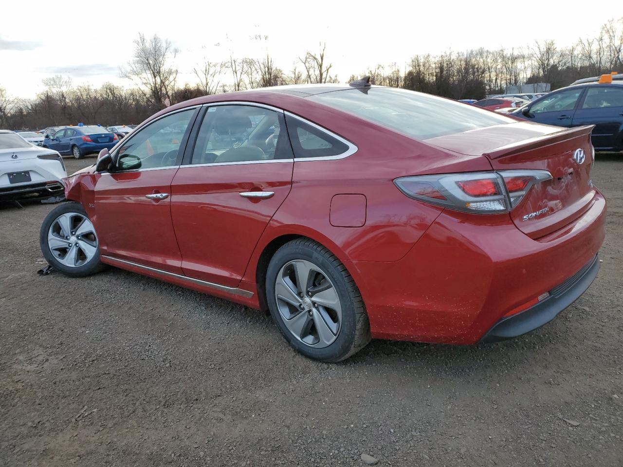 2016 Hyundai Sonata - Image 2