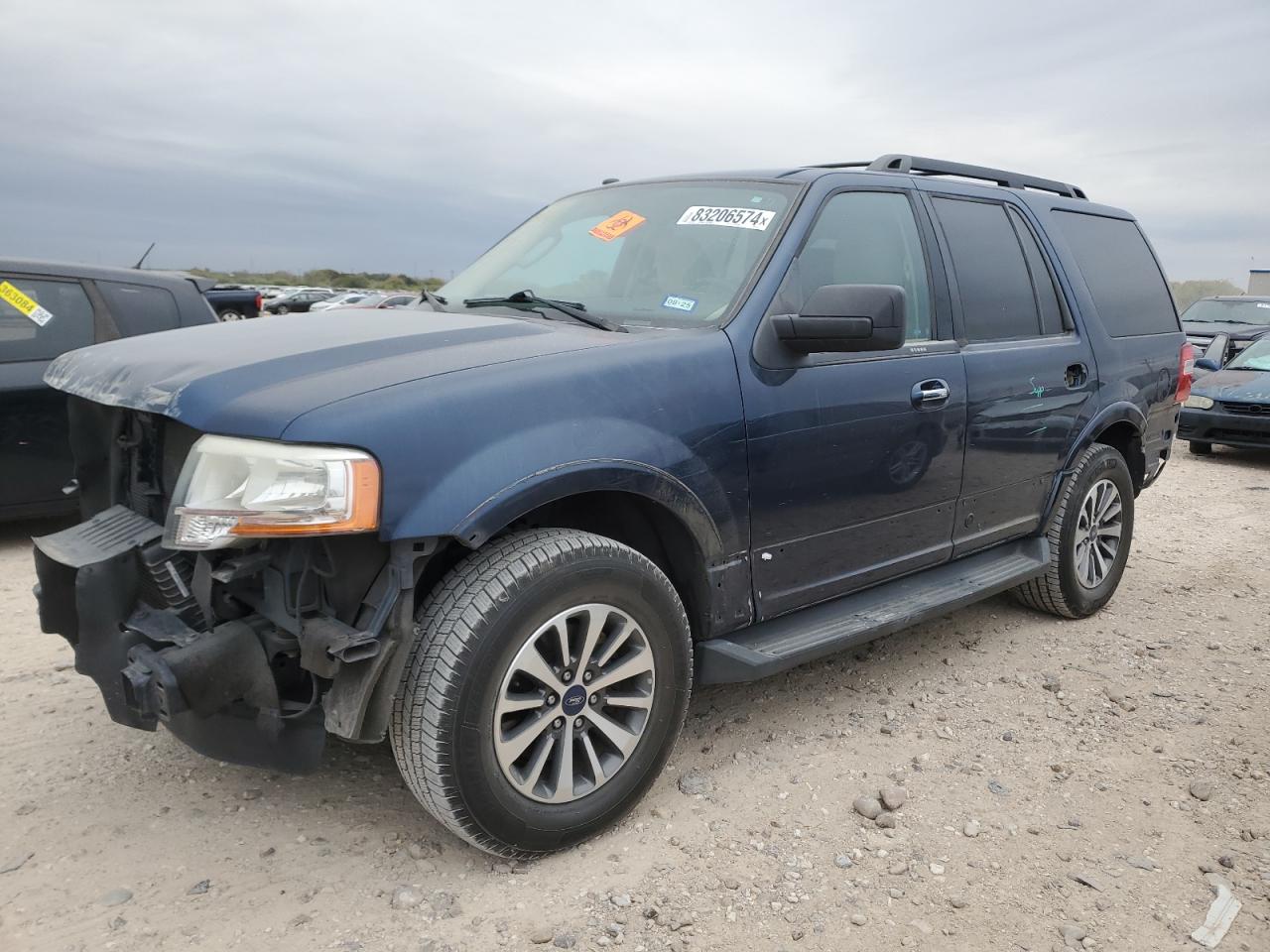 VIN 1FMJU1HT8HEA42777 2017 FORD EXPEDITION no.1