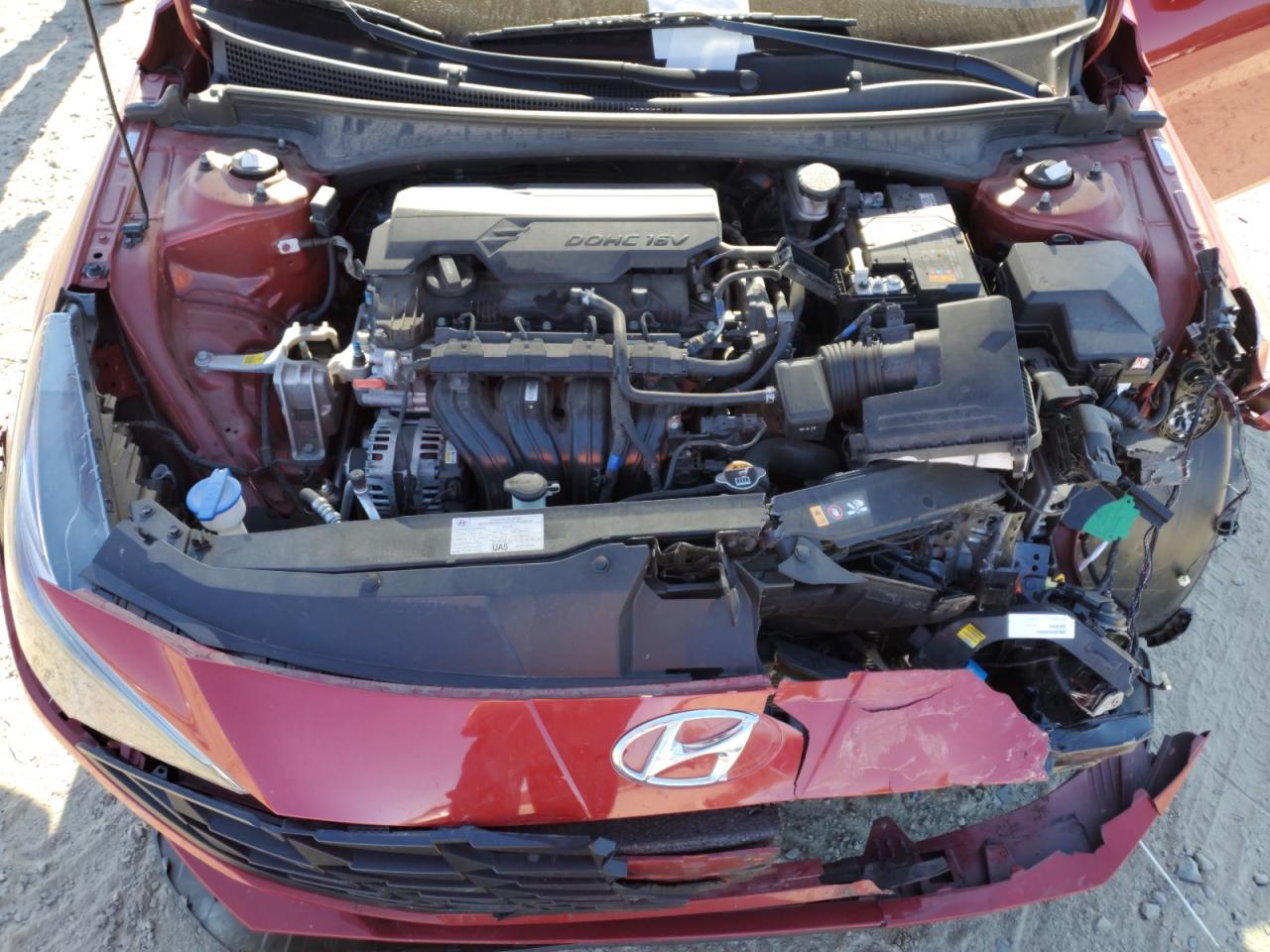 2023 Hyundai Elantra - Image 11