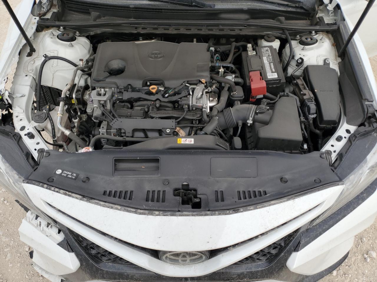 2019 Toyota Camry - Image 12