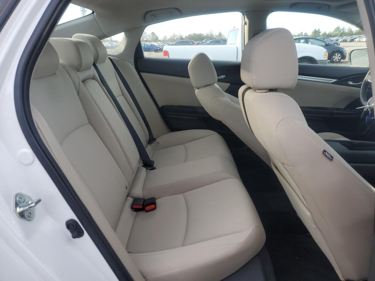 2018 Honda Civic - Image 10
