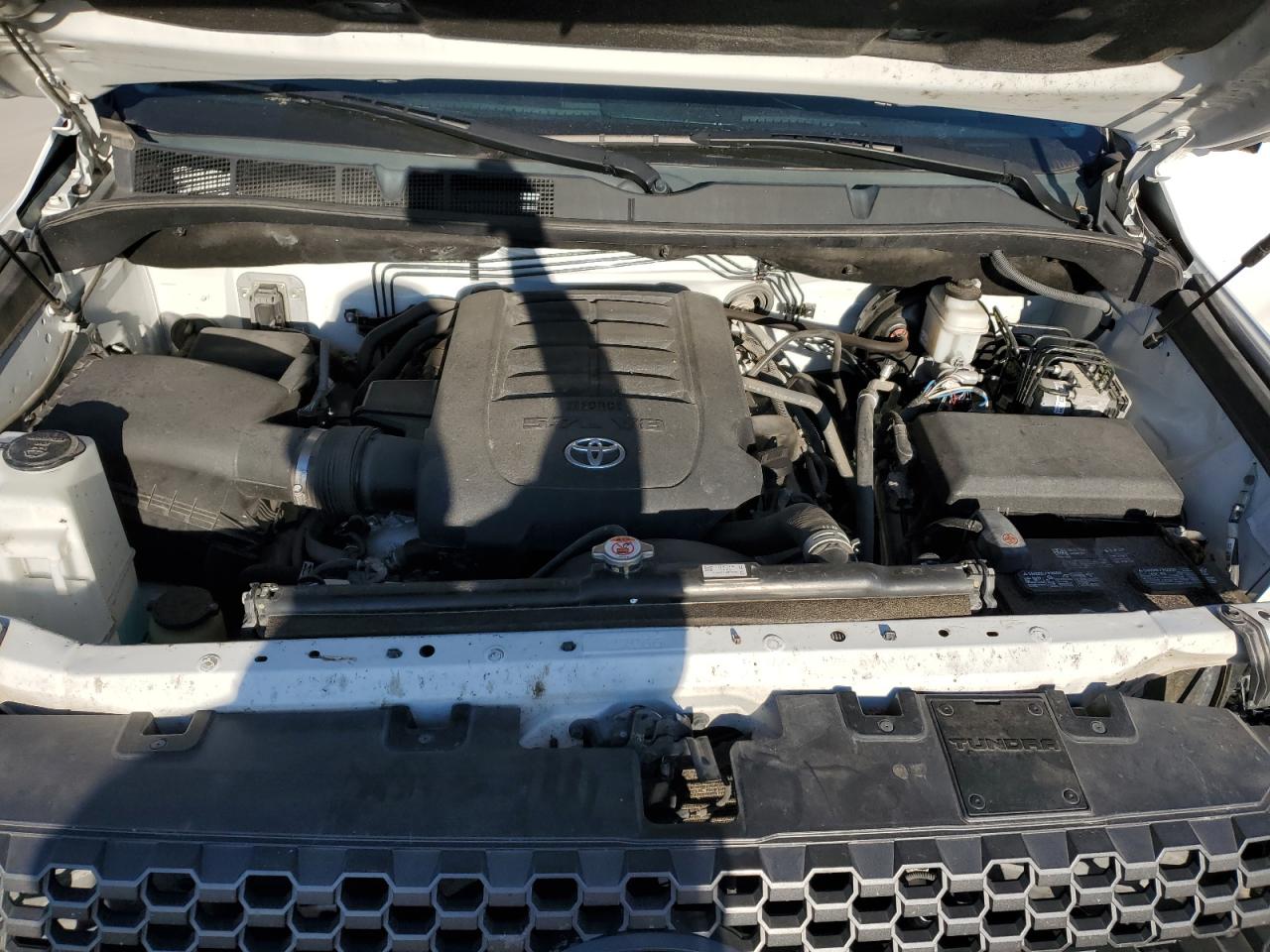 2021 Toyota Tundra - Image 11