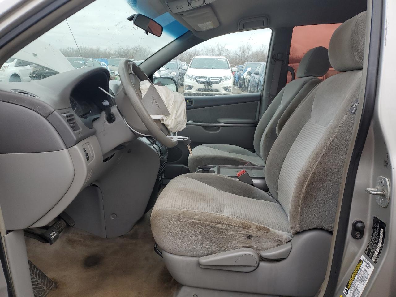 2006 Toyota Sienna - Image 7