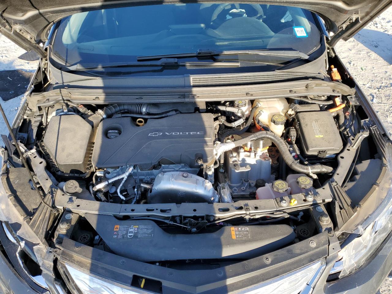 2017 Chevrolet Volt - Image 11