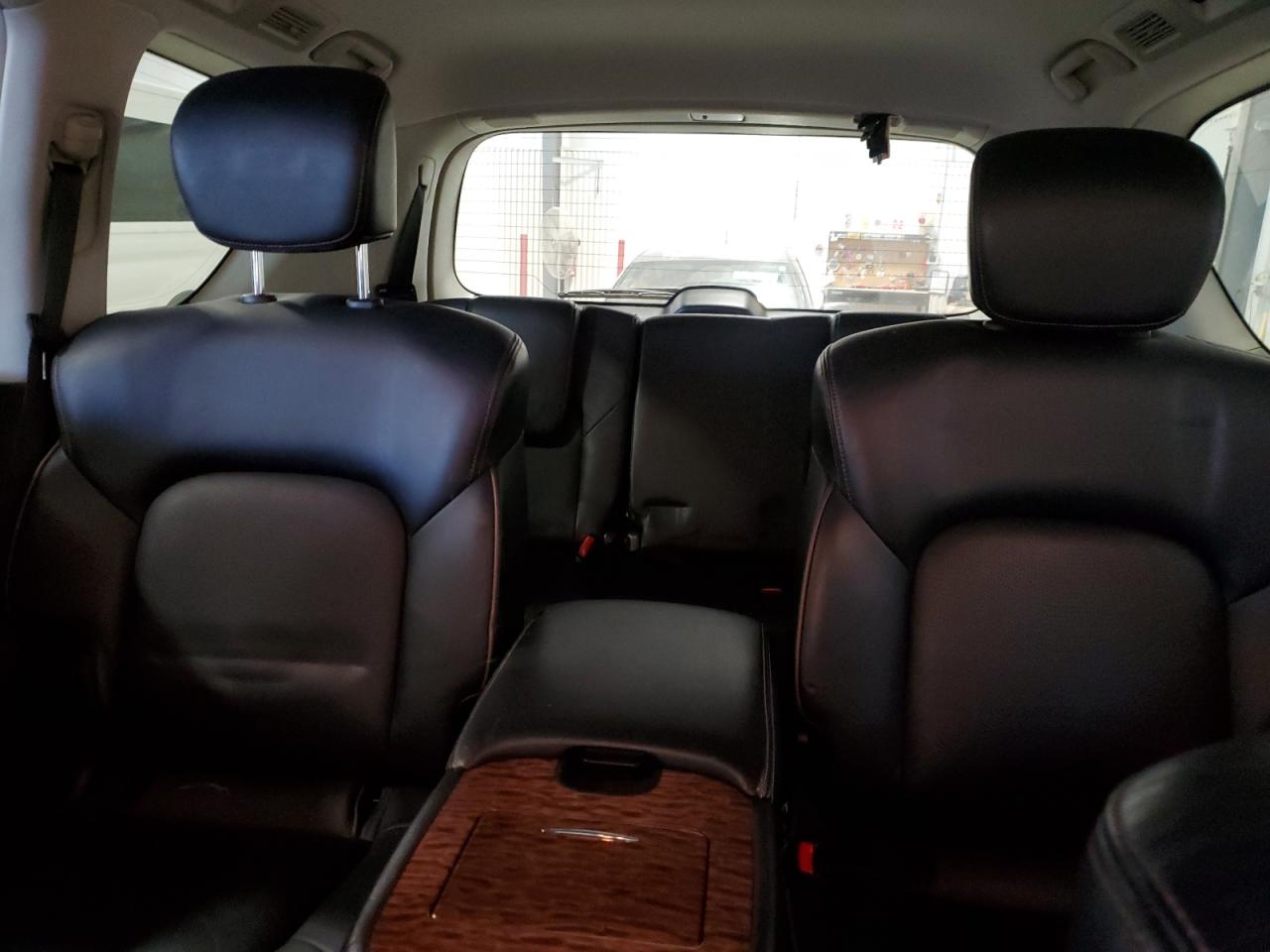 2017 Nissan Armada - Image 10