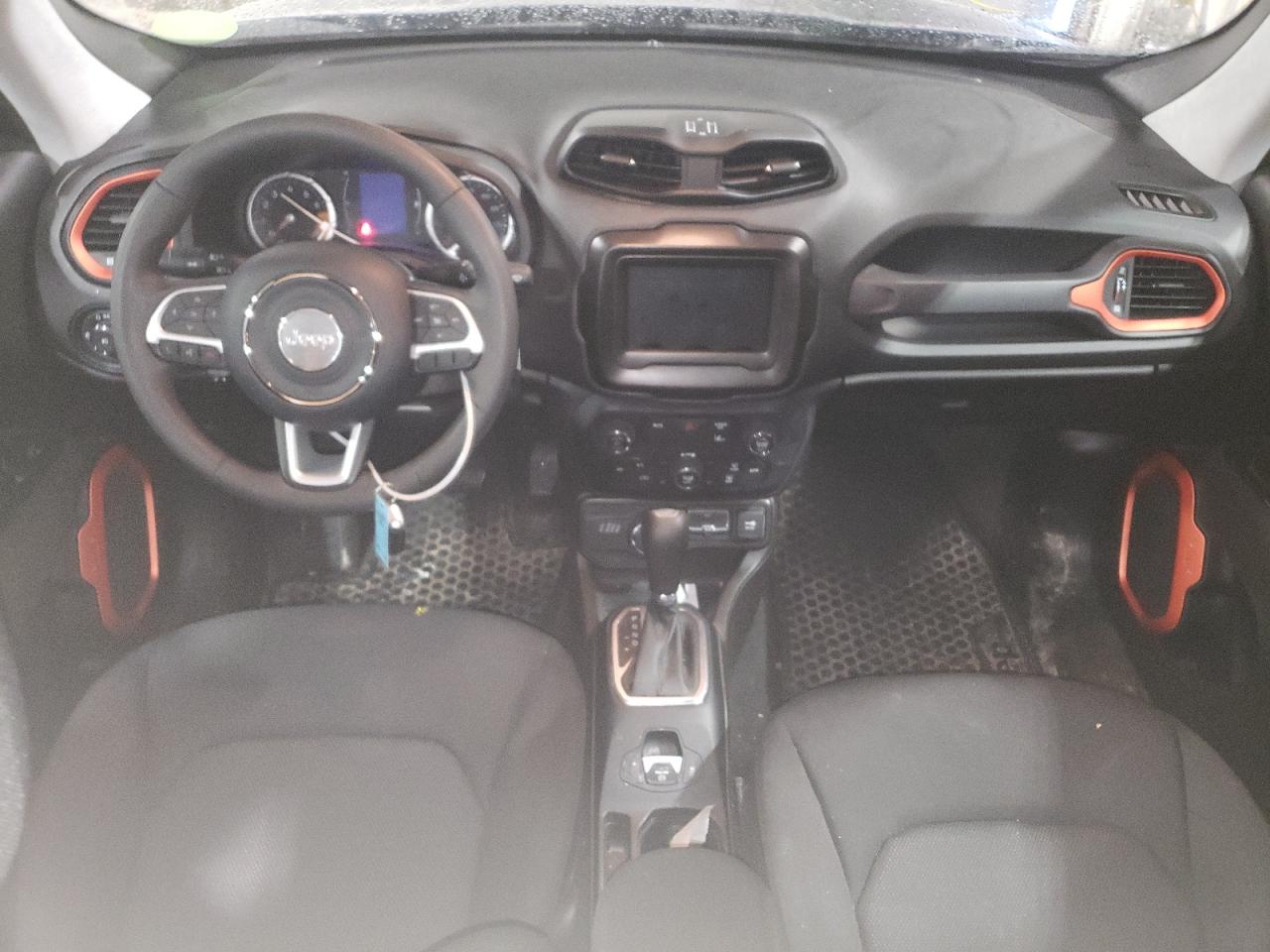 2021 Jeep Renegade - Image 8