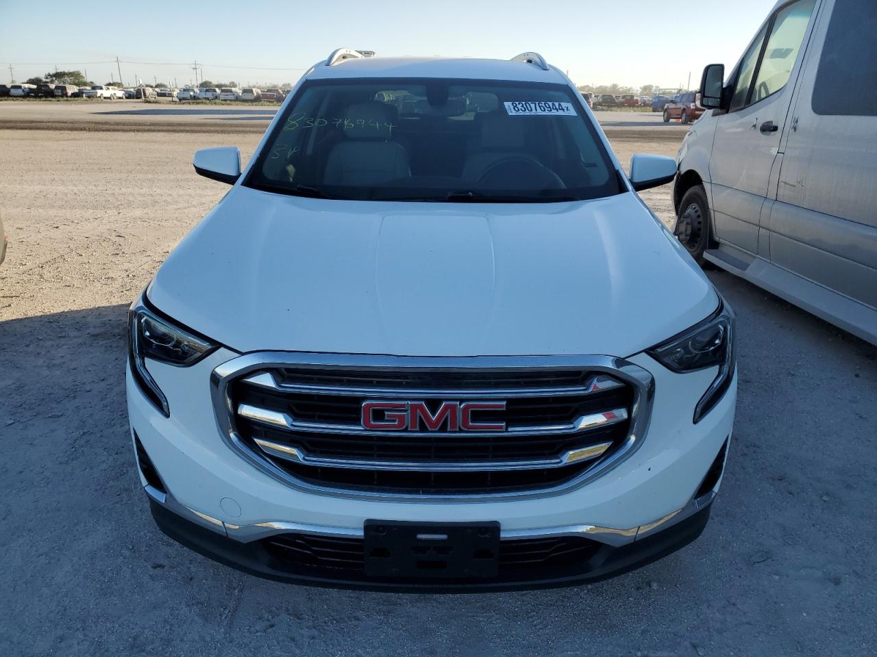 2018 GMC Terrain - Image 5