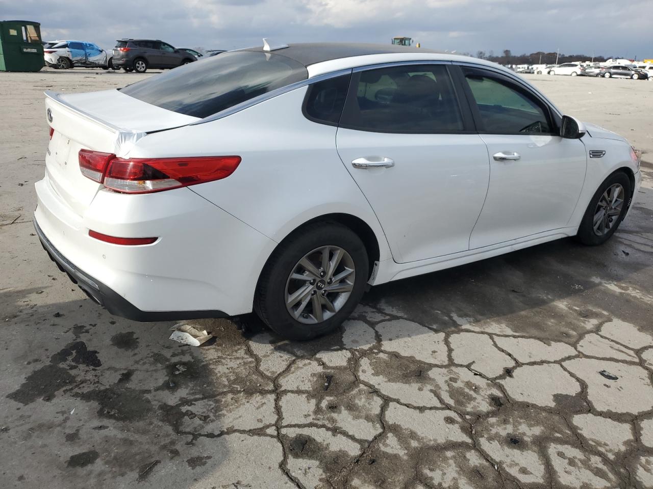 2019 Kia Optima - Image 3
