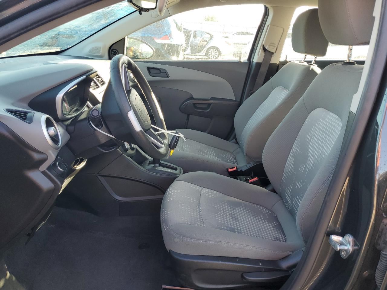 2020 Chevrolet Sonic - Image 7