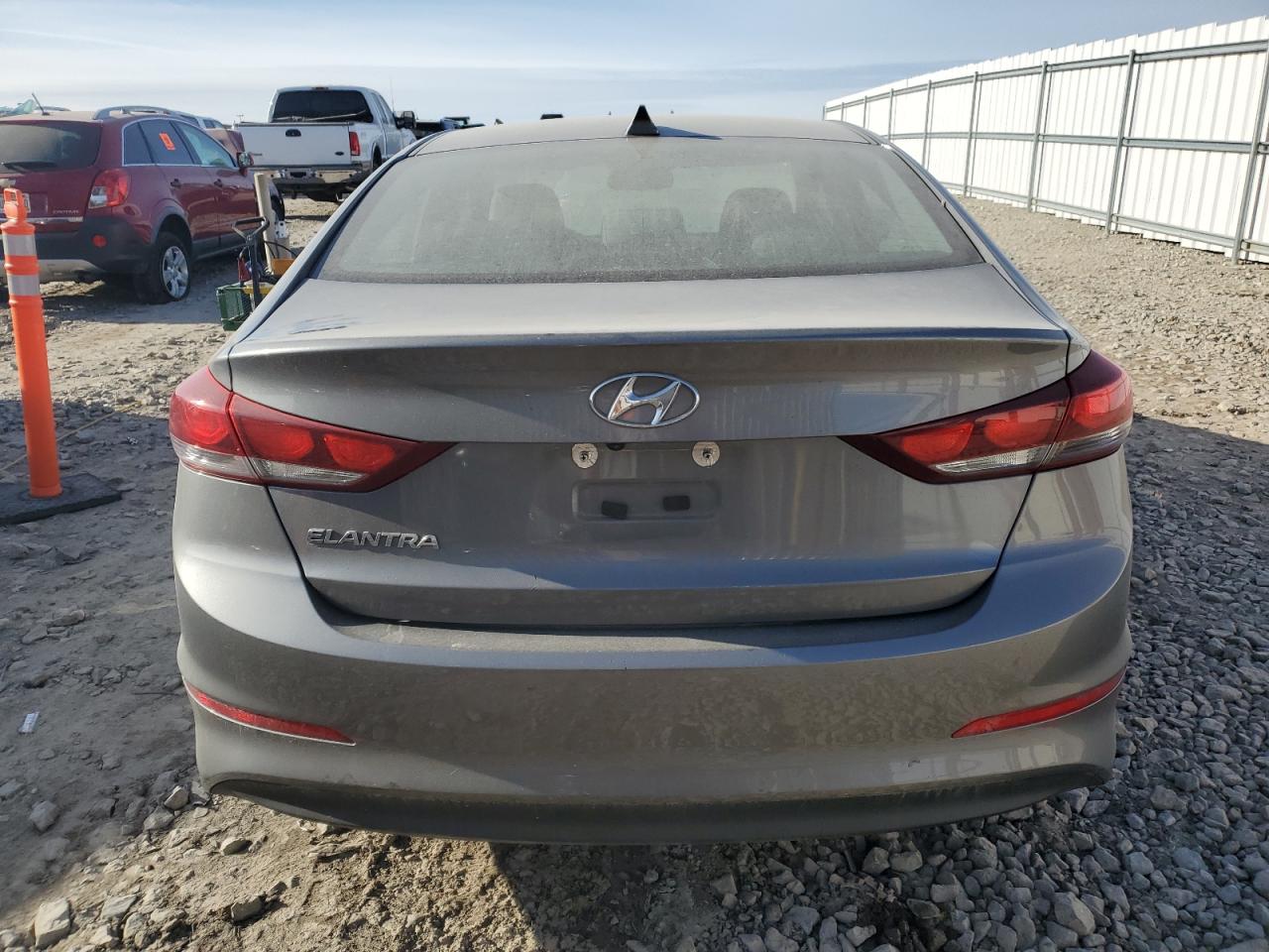 VIN 5NPD84LF3JH380845 2018 HYUNDAI ELANTRA no.6