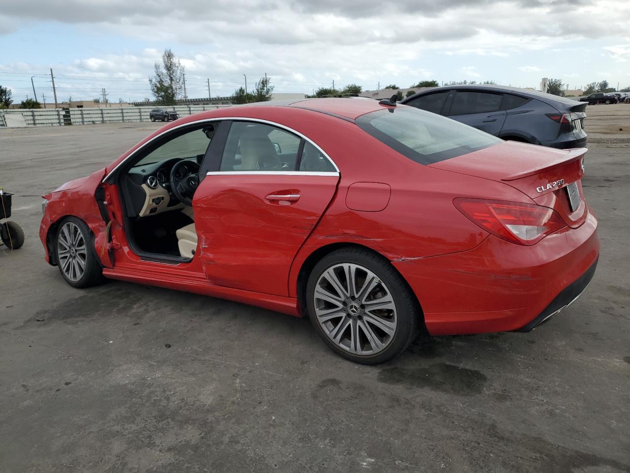 2018 Mercedes-Benz CLA-klasse - Image 2