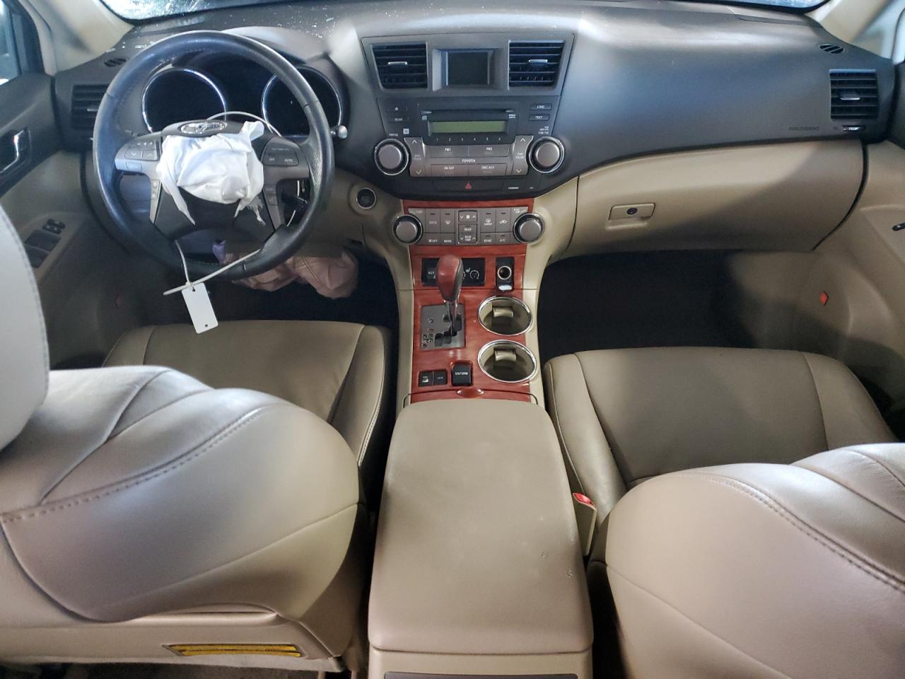 2010 Toyota Highlander - Image 8