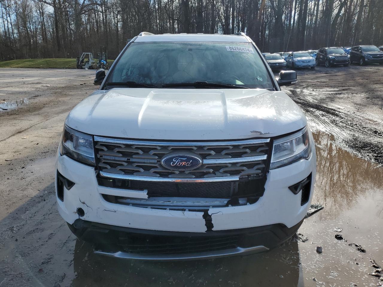 VIN 1FM5K8D82JGB03035 2018 FORD EXPLORER no.5