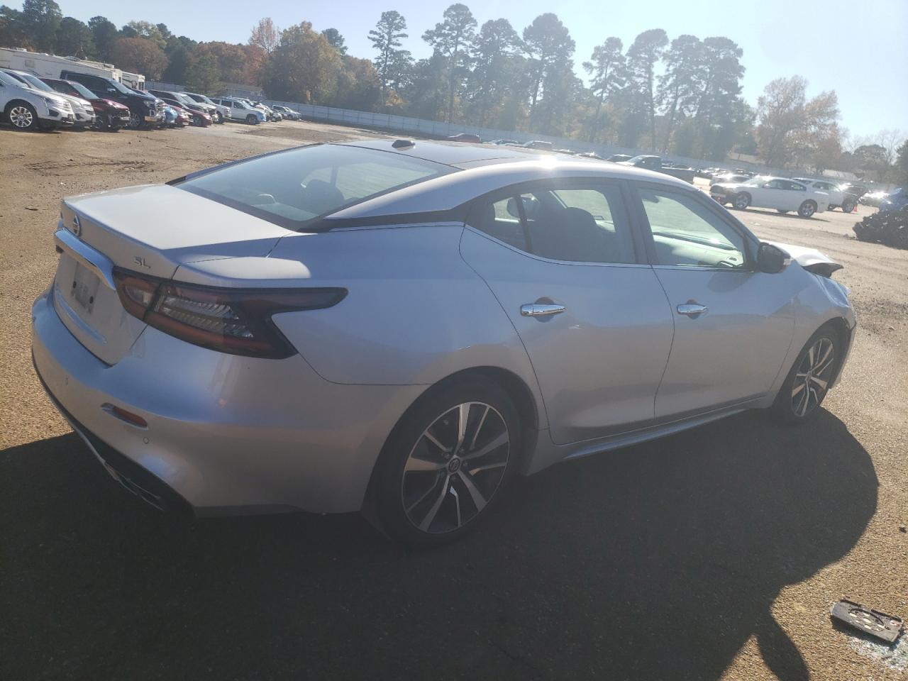 2020 Nissan Maxima - Image 3