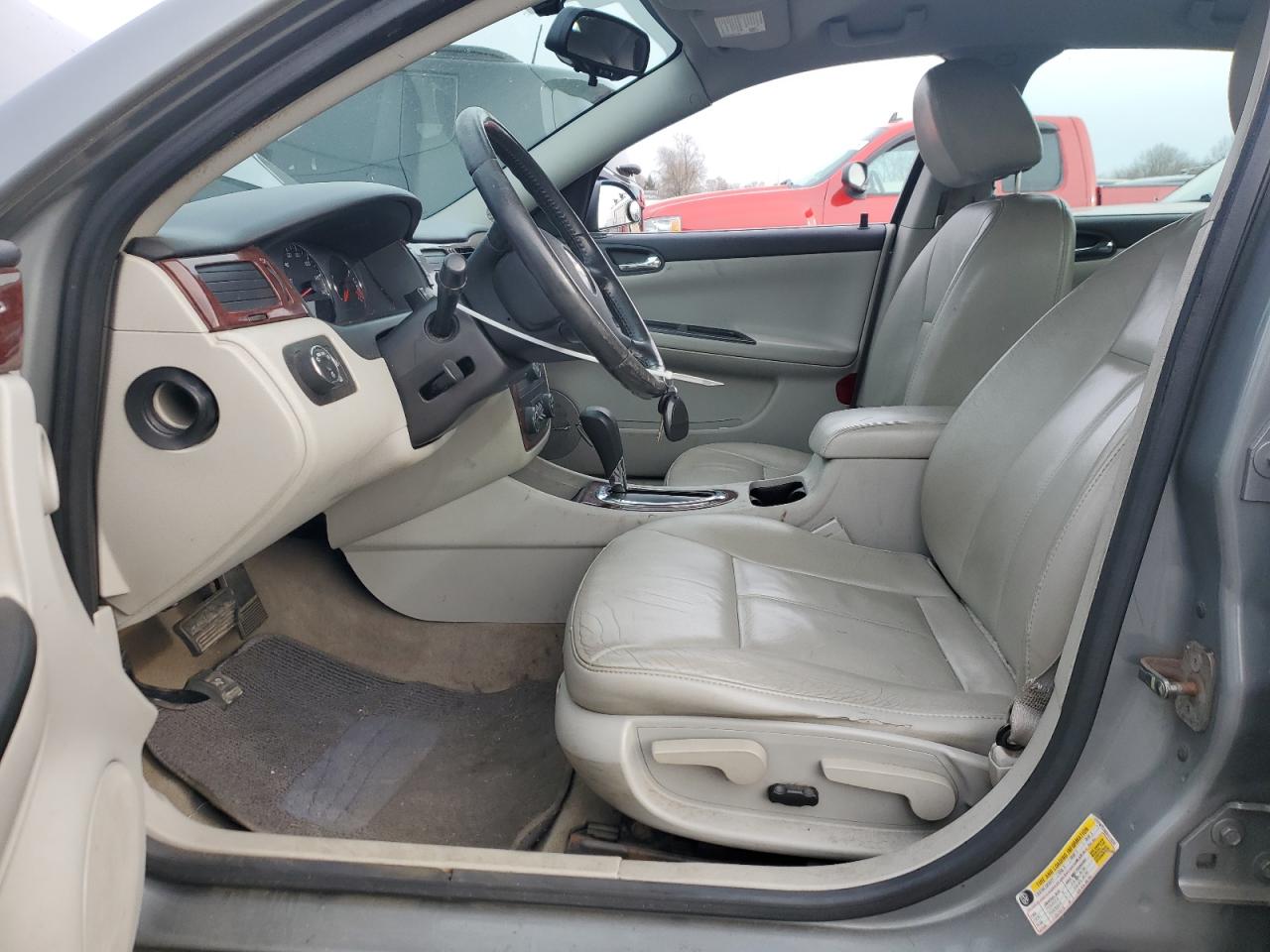 2009 Chevrolet Impala - Image 7
