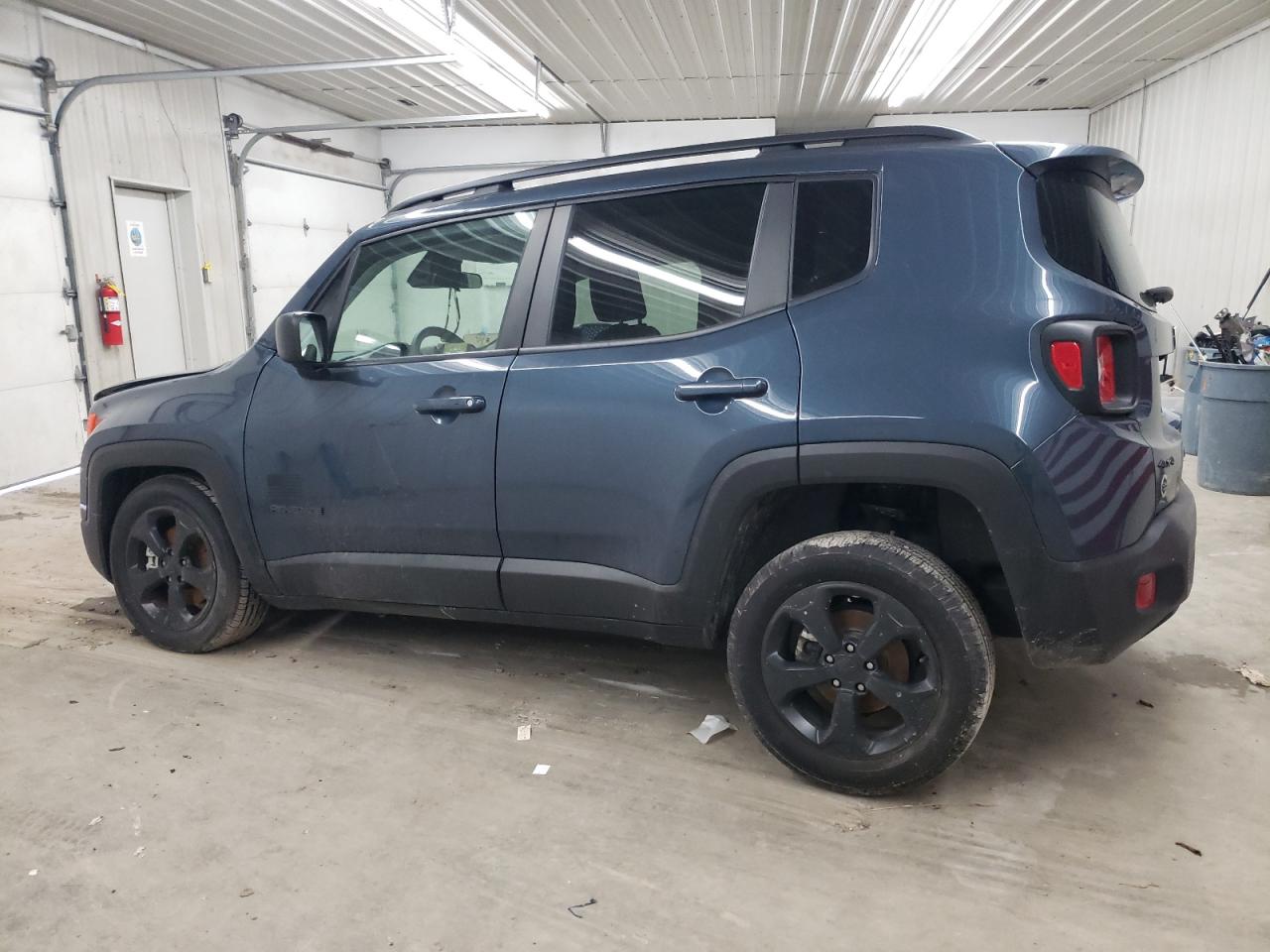 2021 Jeep Renegade - Image 2