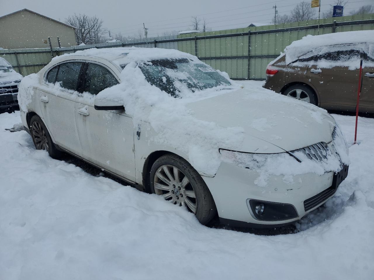 2011 Lincoln MKS - Image 4
