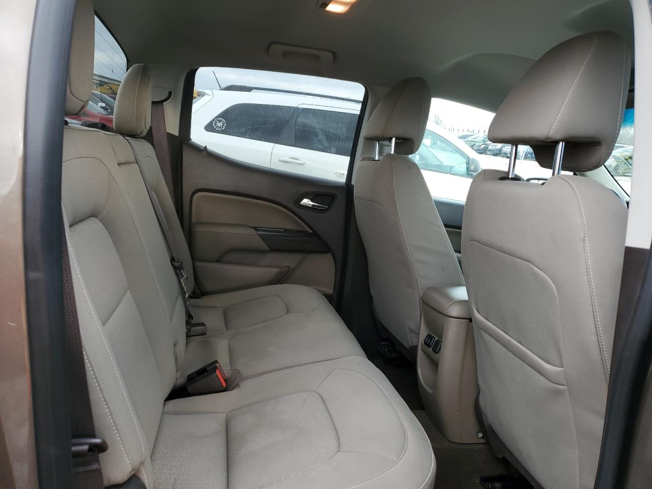 2016 GMC Canyon - Image 10