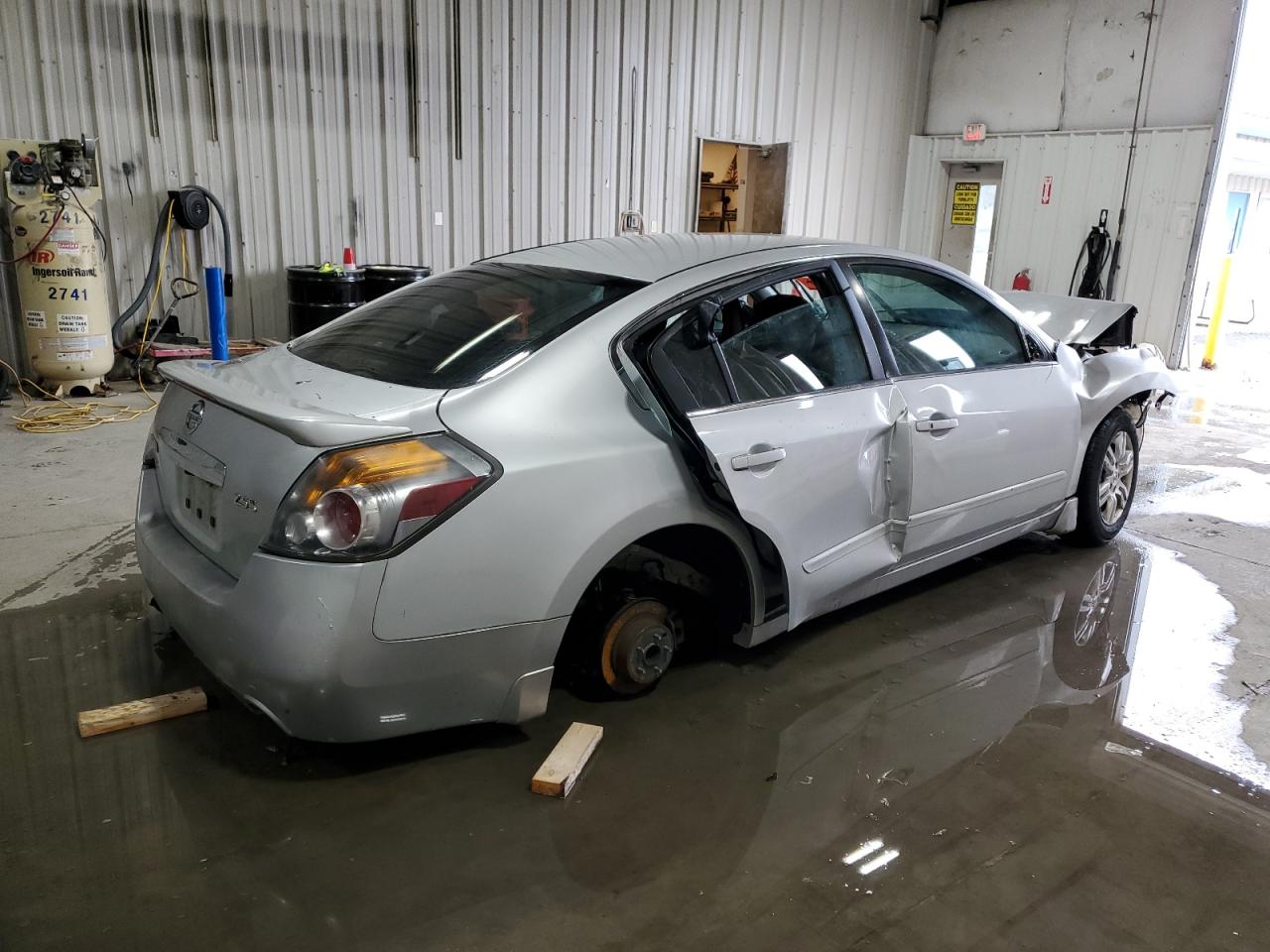2012 Nissan Altima - Image 3