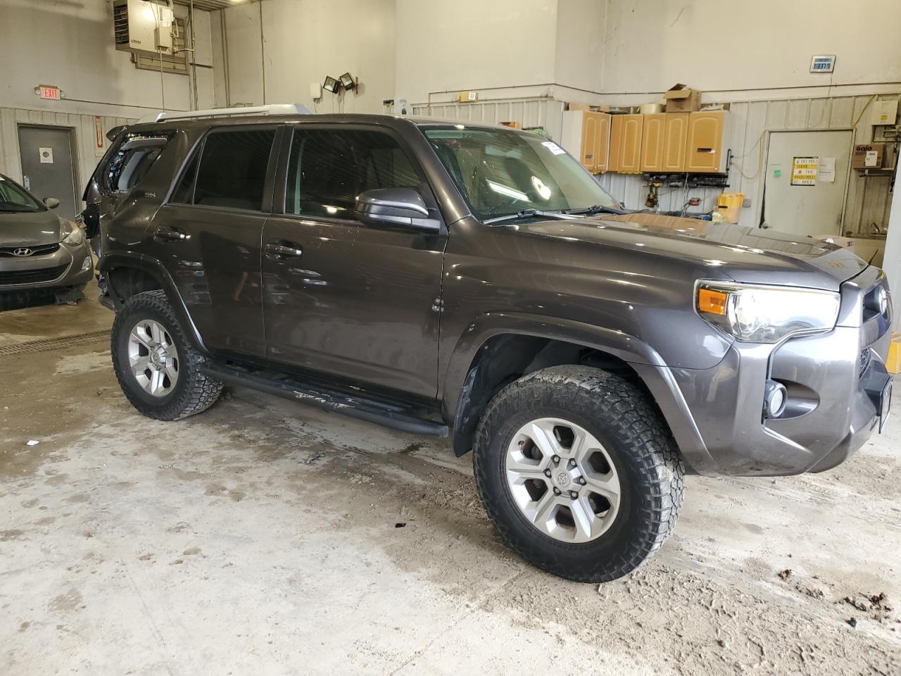 2018 Toyota 4Runner - Image 4