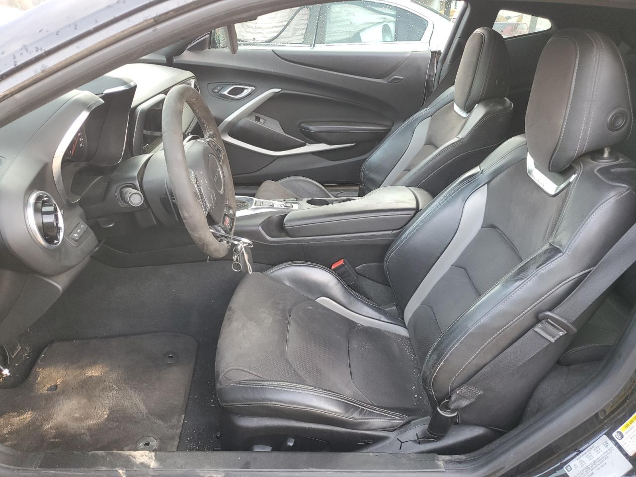 2018 Chevrolet Camaro - Image 7