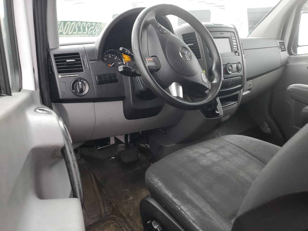 2016 Mercedes-Benz Sprinter - Image 8