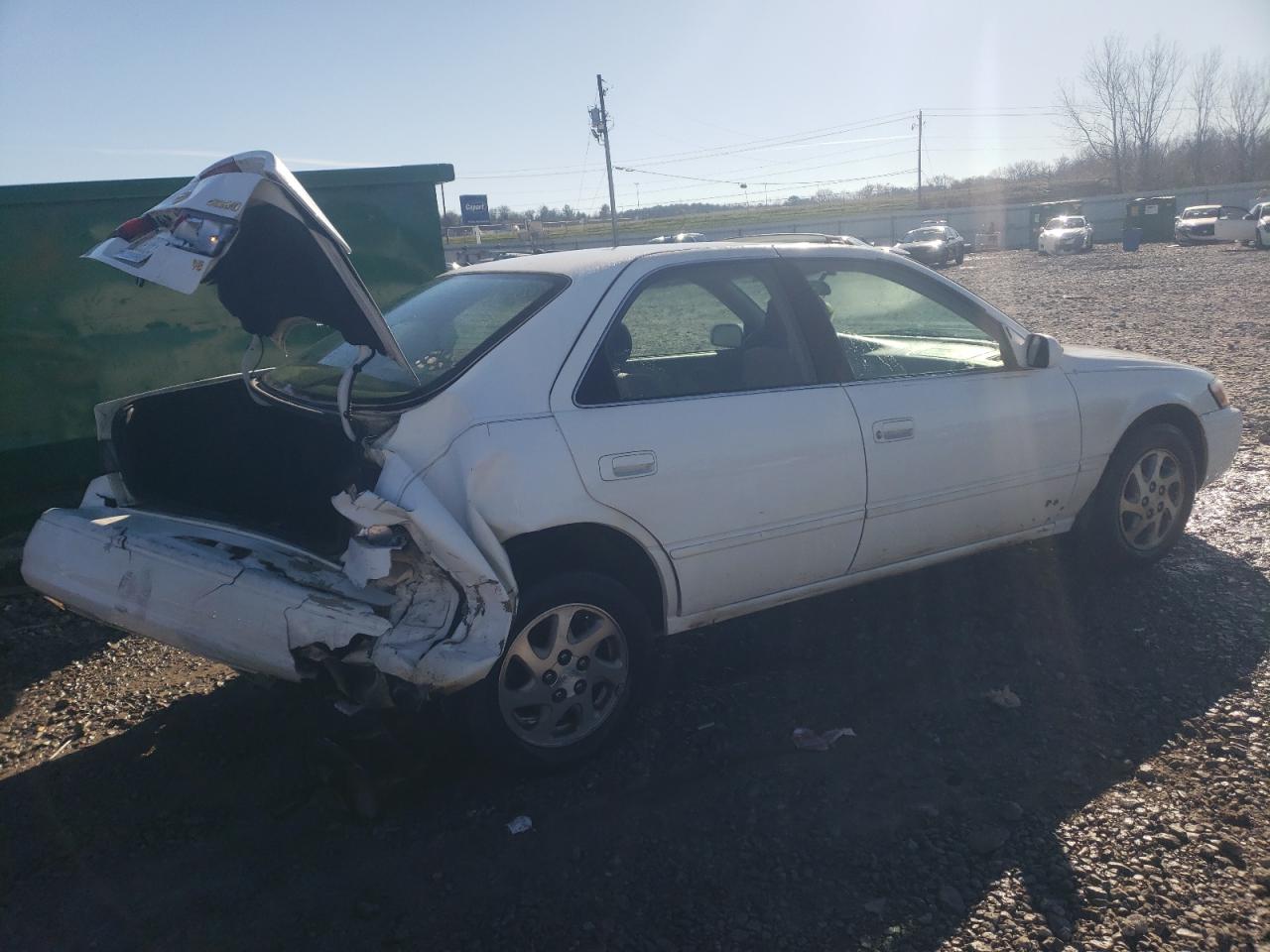 1999 Toyota Camry - Image 3