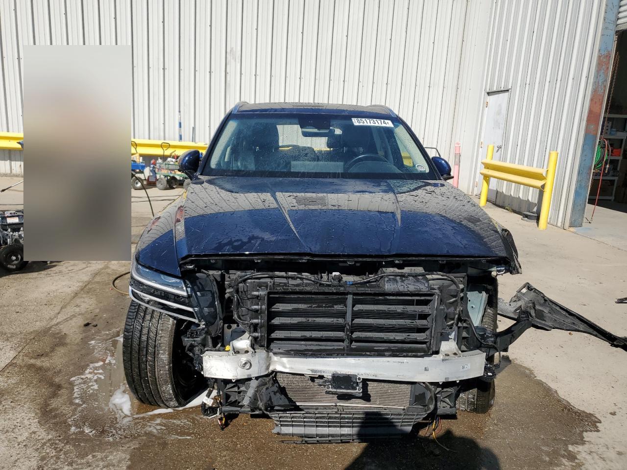 2021 Genesis GV80 - Image 5