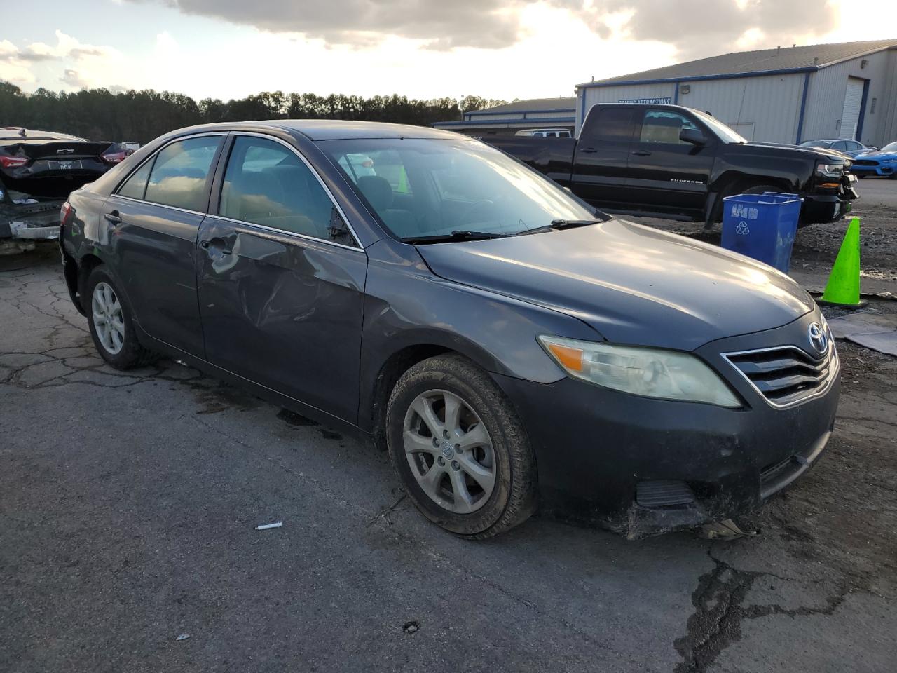 2011 Toyota Camry - Image 4